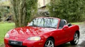 Mazda mx-5 NBFL 2002 rouge avant coté