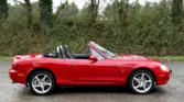 Mazda mx-5 NBFL 2002 rouge coté droit