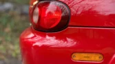 Mazda mx-5 NBFL 2002 rouge feux coté