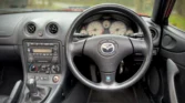 Mazda mx-5 NBFL 2002 rouge intérieur conducteur