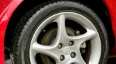 Mazda mx-5 NBFL 2002 rouge roue arrière