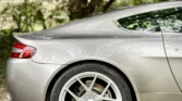 Aston Martin V8 Vantage 2006 roue droite