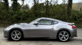 Nissan 370z grise coté gauche