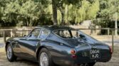 Evanta GT Aston Martin DB4 Zagato derrière